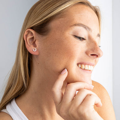 Dew Horseshoe Crystal Stud Earrings