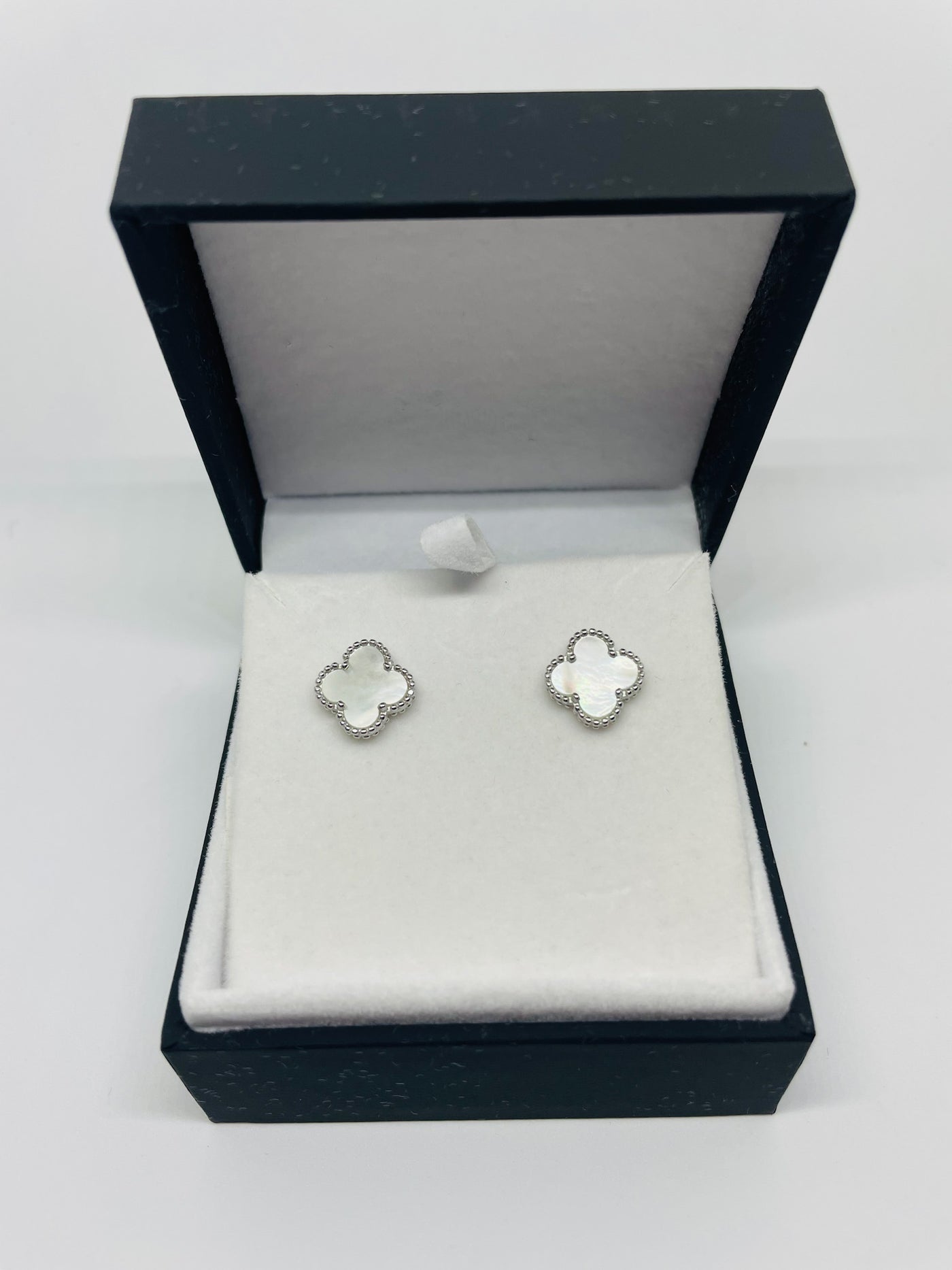 White Mother of Pearl Flower Stud Earrings