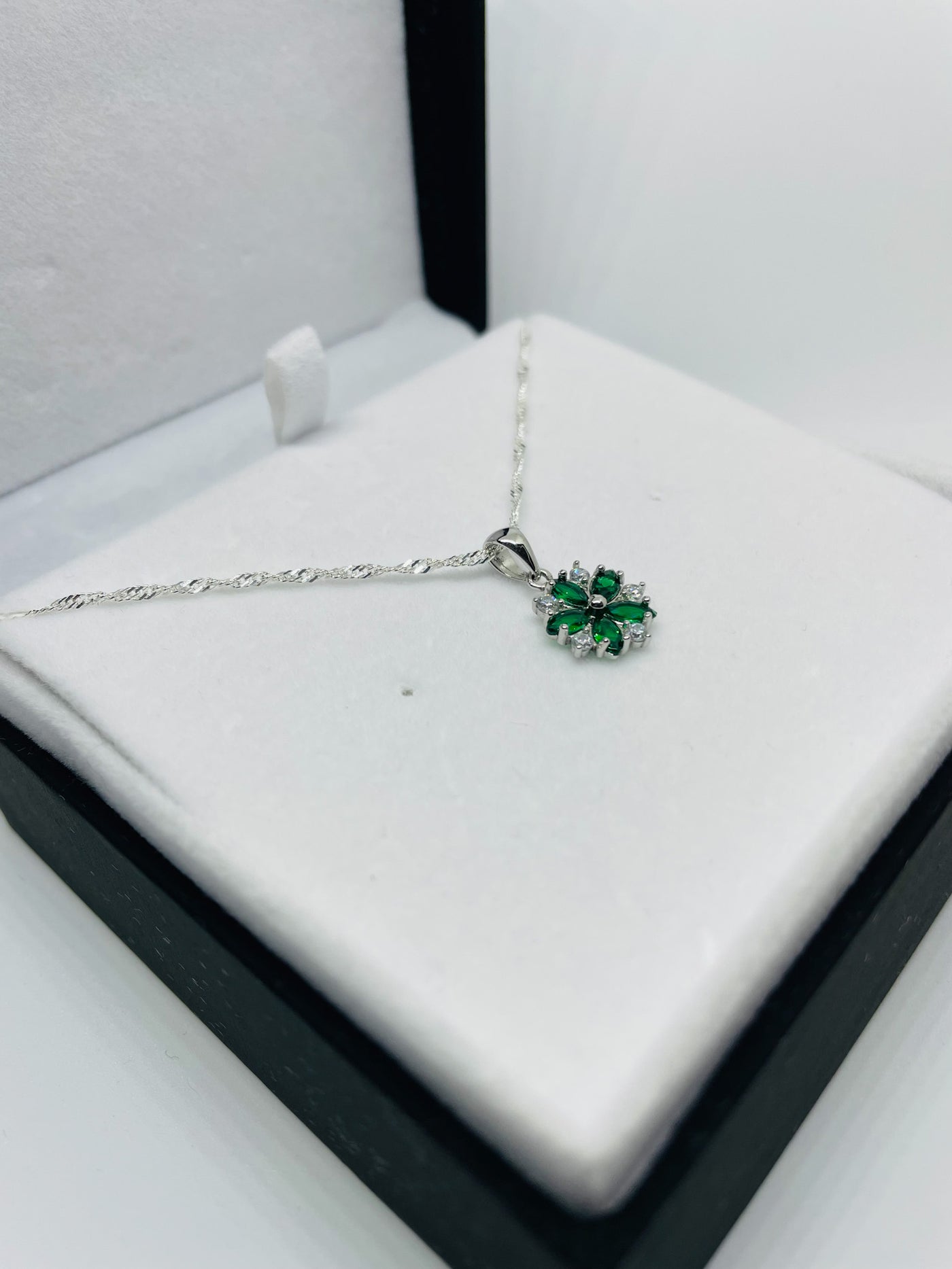 Emerald Green Flower Pendant