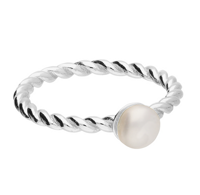 Pearl Twist Band Ring