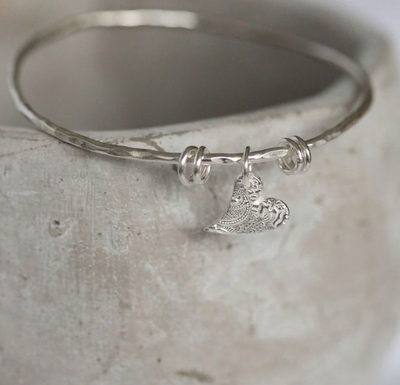 Silver Tilted Heart Charm Bangle