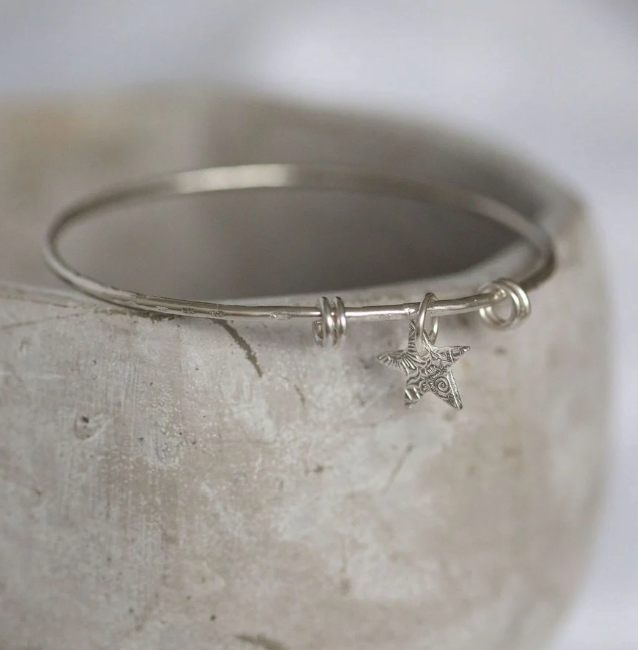 Silver Textured Star Charm Bangle