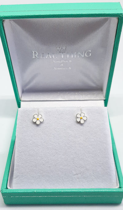 White Daisy Flower Stud Earrings