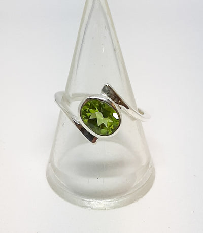 Abstract Oval Peridot Ring