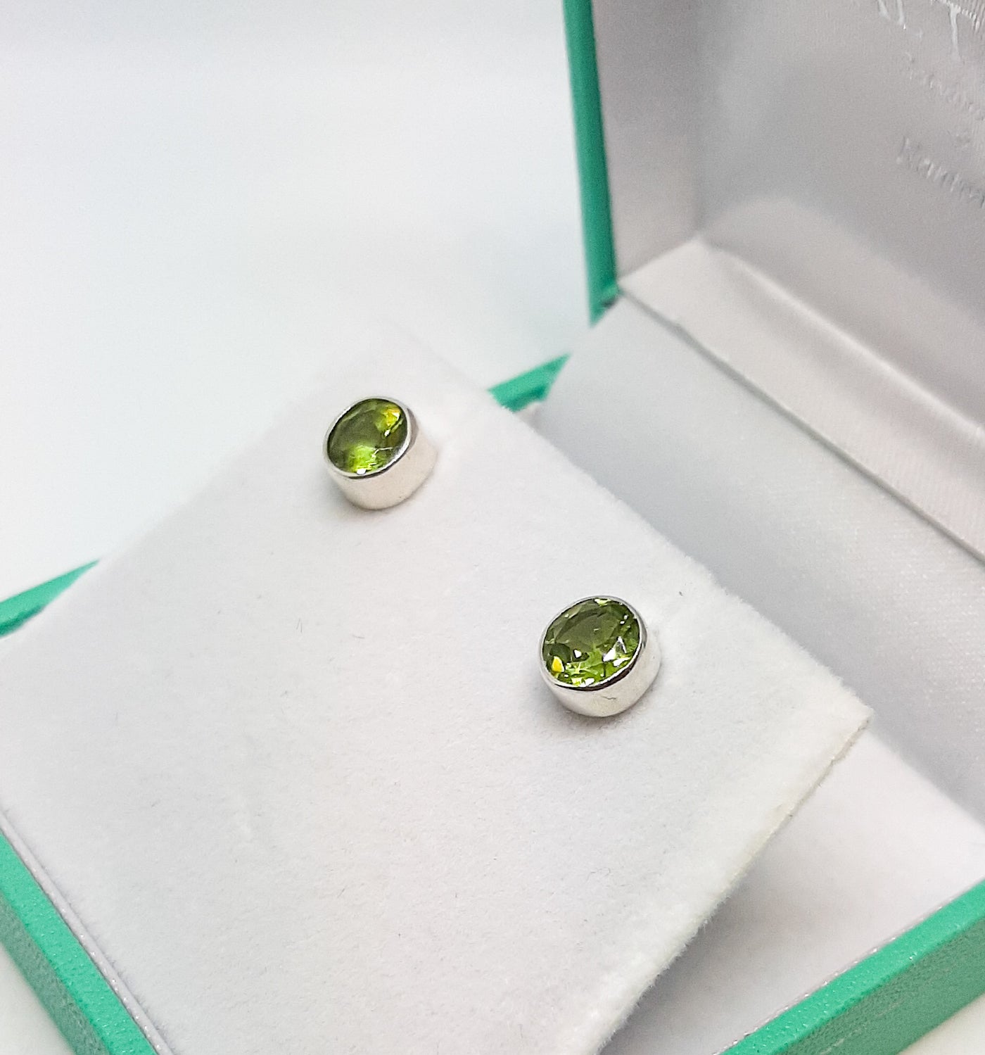 6mm Round Peridot Stud Earrings