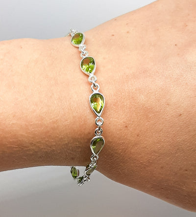 Teardrop Peridot Bracelet