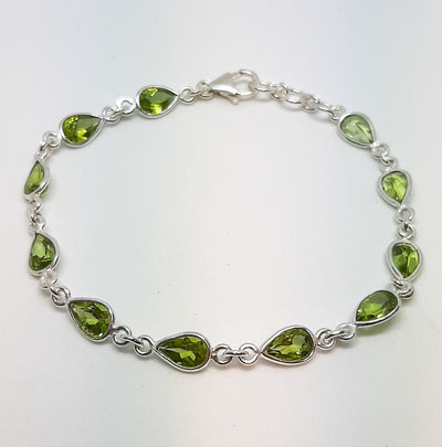 Teardrop Peridot Bracelet