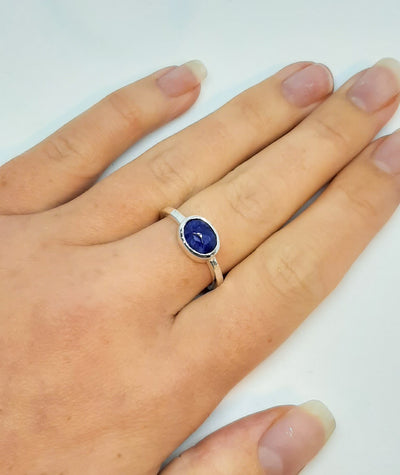 Sapphire Oval Stone Hammered Band Ring