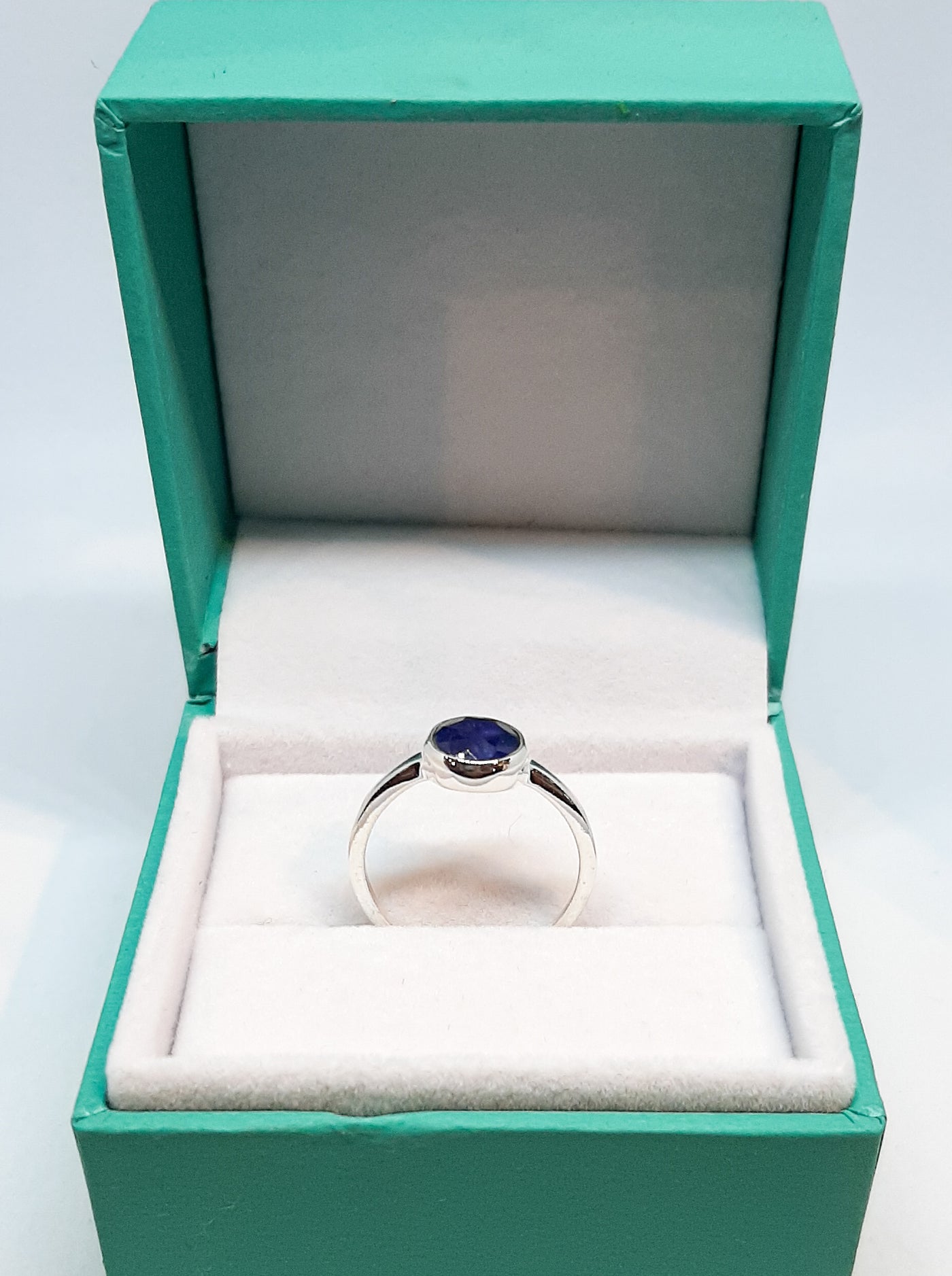 Sapphire Round Stone Ring