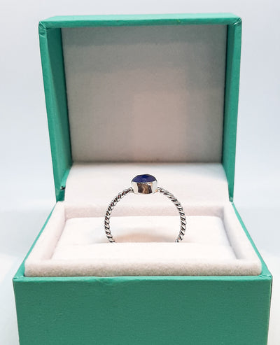 Sapphire Round Stone Twisted Rope Ring