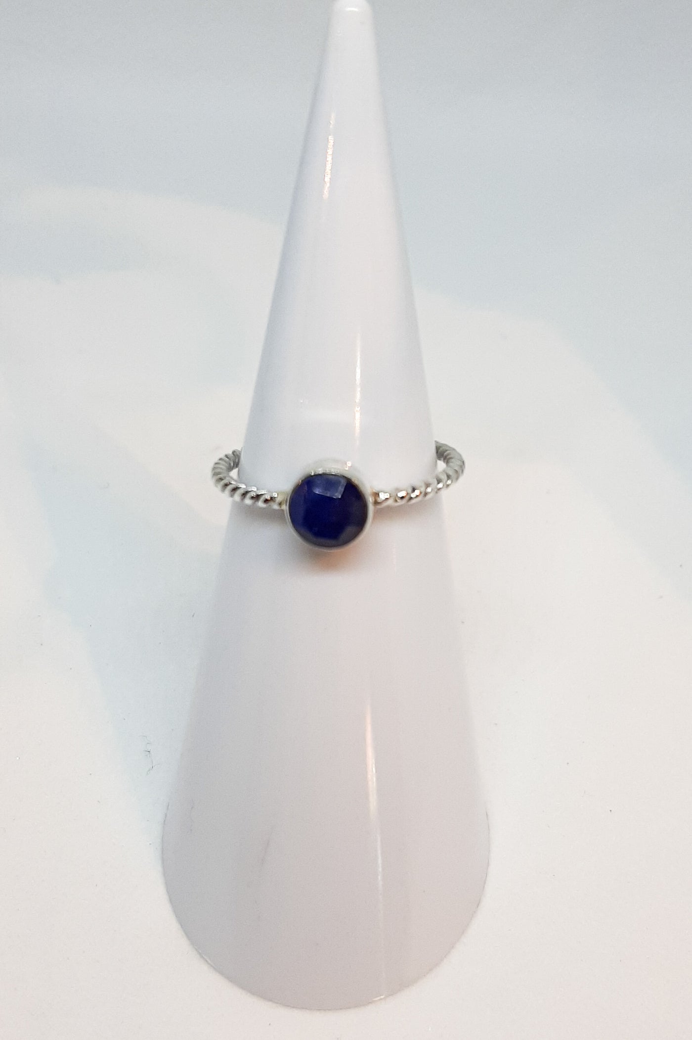 Sapphire Round Stone Twisted Rope Ring