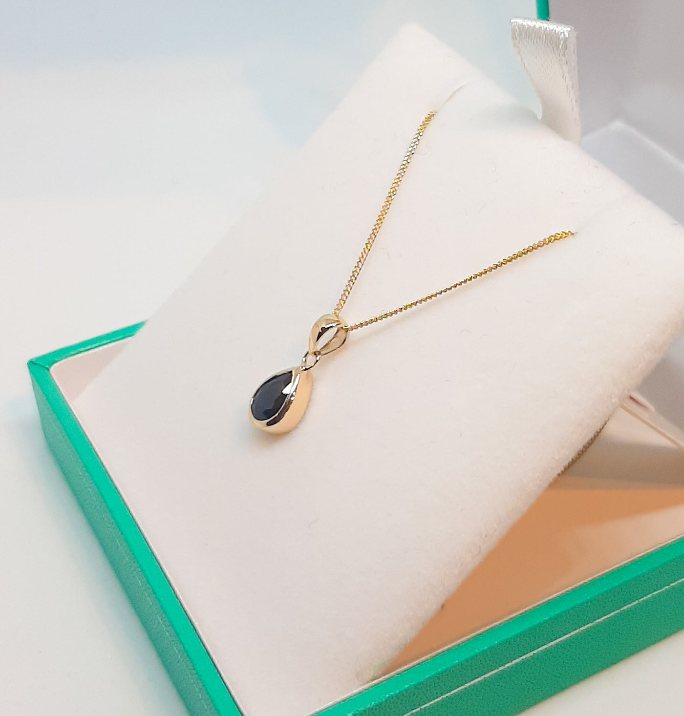 9ct Gold Sapphire Teardrop Pendant