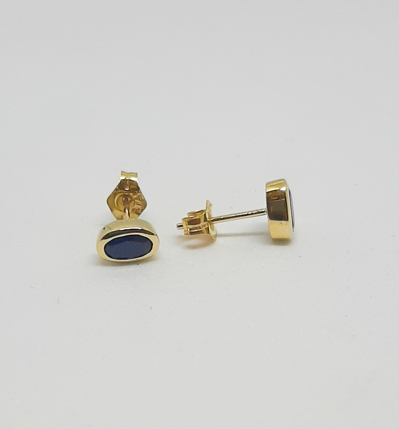 9ct Gold Sapphire Oval Stud Earrings