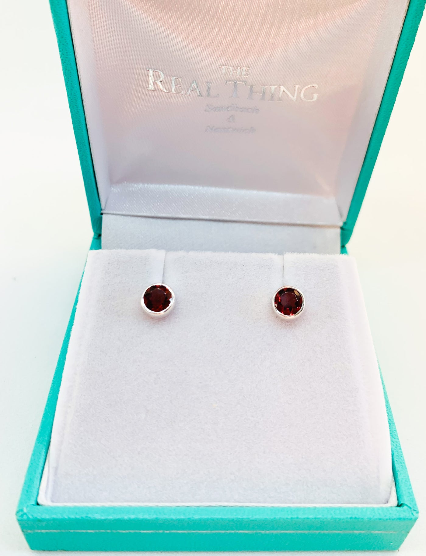 Garnet 5mm Round Facetted Stud Earrings