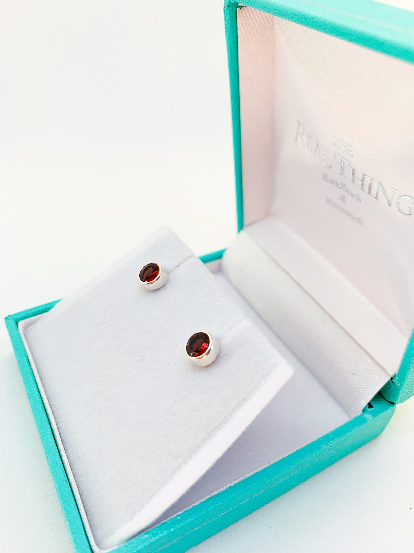 Garnet 5mm Round Facetted Stud Earrings