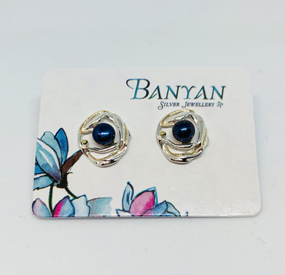 Banyan Black Pearl Disc Stud Earrings