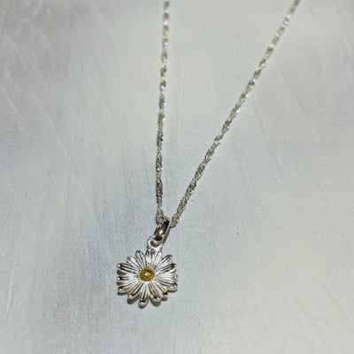 Daisy Pendant