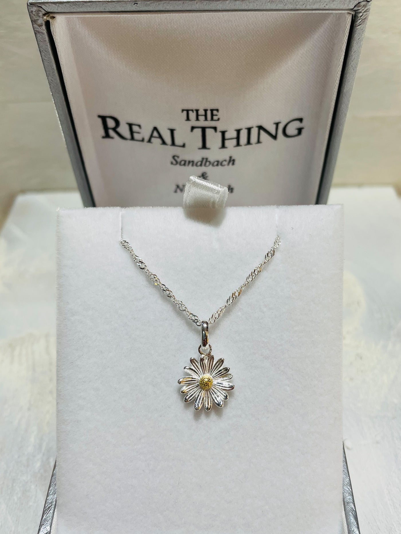 Daisy Pendant