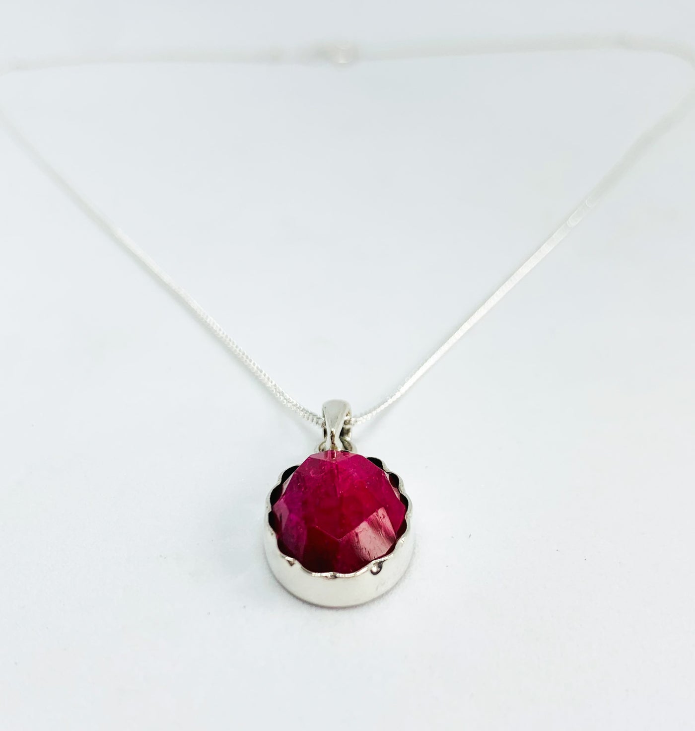 Oval Ruby Scalloped Edge Pendant