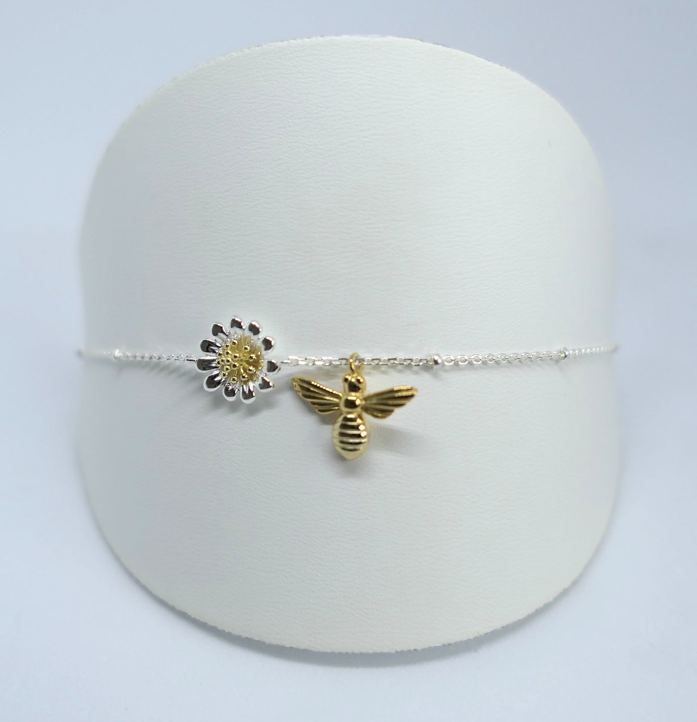 Bee & Daisy Bracelet