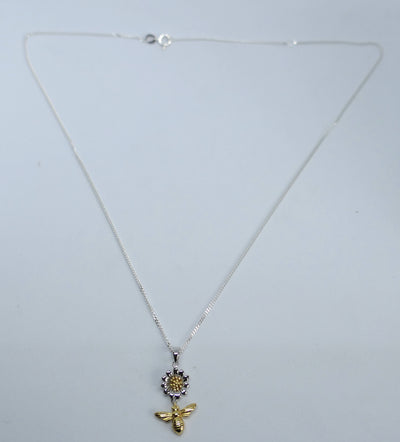 Bee & Daisy Pendant