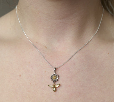 Bee & Daisy Pendant