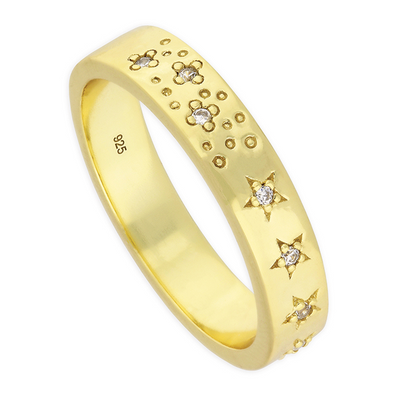 gold ring with engraved flowers & stars