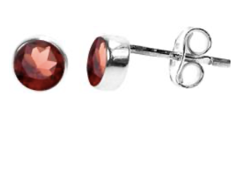 Garnet 5mm Round Facetted silver Stud Earrings