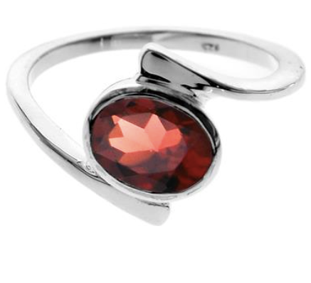 Oval Garnet Twist silver Ring